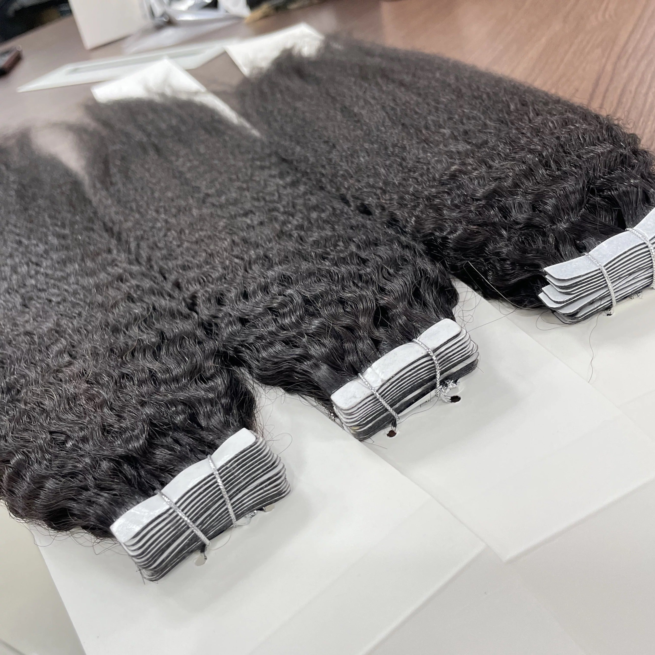 Kinky Straight Raw Tape-In Extensions
